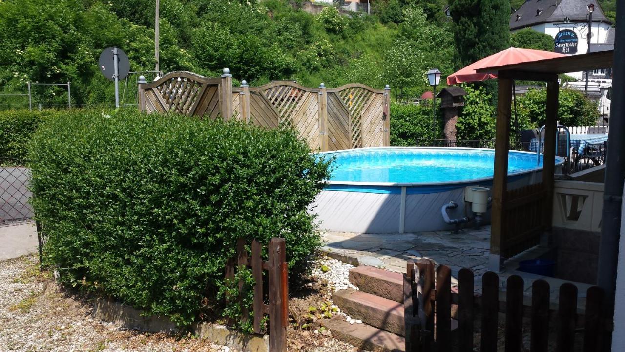Ferien Und Selbstversorgerhaus Fuer Gruppen Sauerthaler Hof - Loreley Bagian luar foto