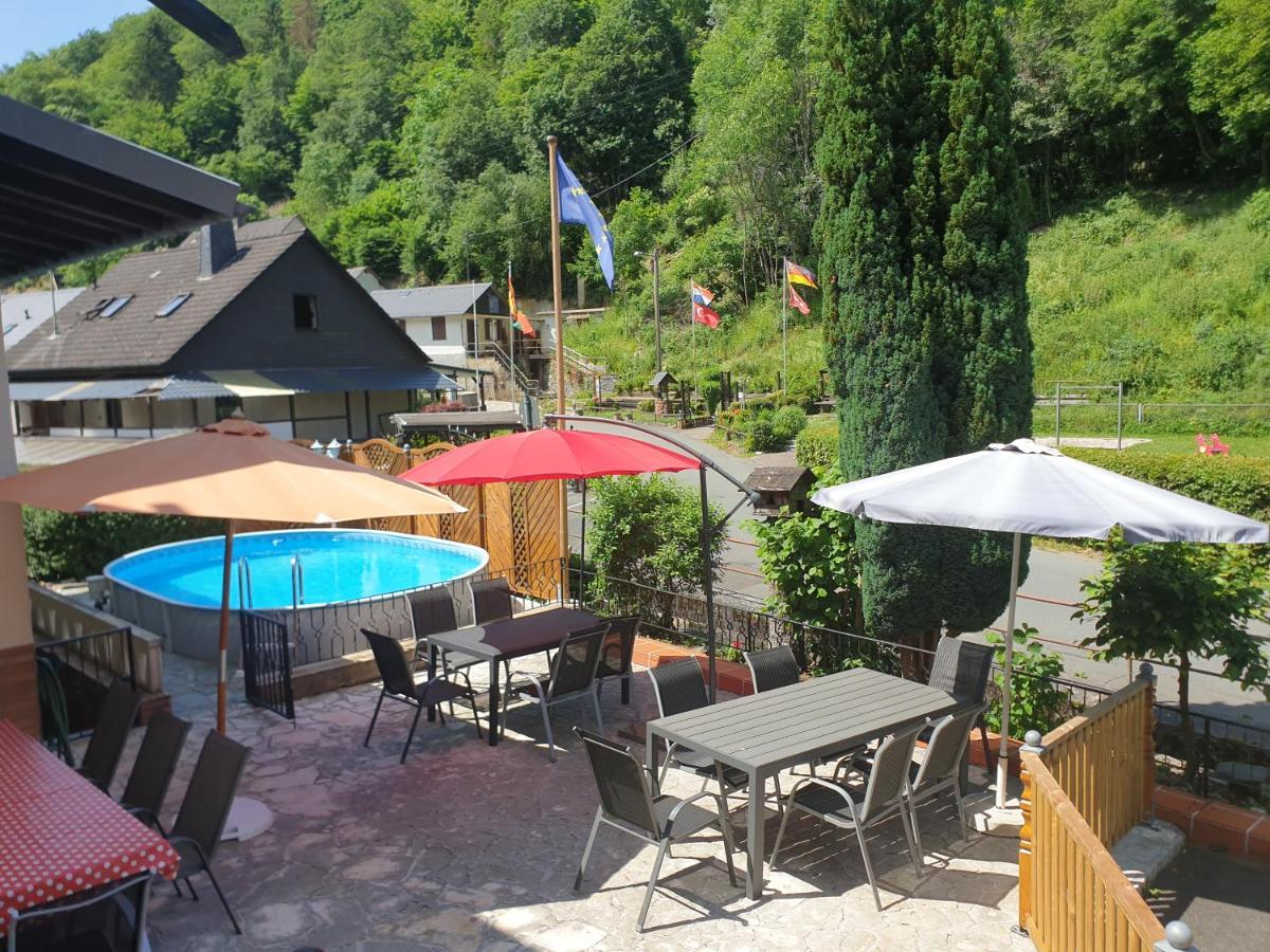 Ferien Und Selbstversorgerhaus Fuer Gruppen Sauerthaler Hof - Loreley Bagian luar foto